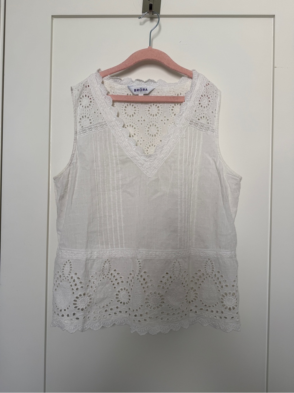 Brora White Eyelet V-Neck Cotton Camisole